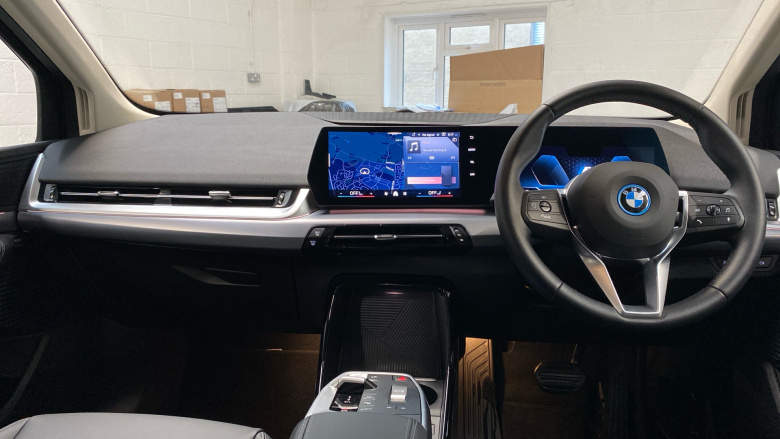 BMW 2 Series 225e xDrive Luxury 5dr DCT Hatchback